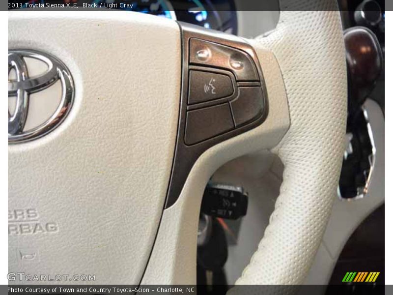 Black / Light Gray 2013 Toyota Sienna XLE