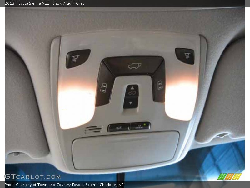 Black / Light Gray 2013 Toyota Sienna XLE
