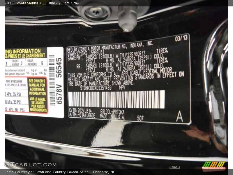 Black / Light Gray 2013 Toyota Sienna XLE