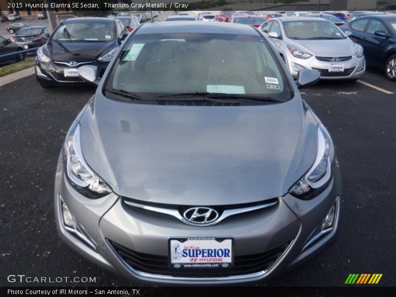 Titanium Gray Metallic / Gray 2015 Hyundai Elantra SE Sedan