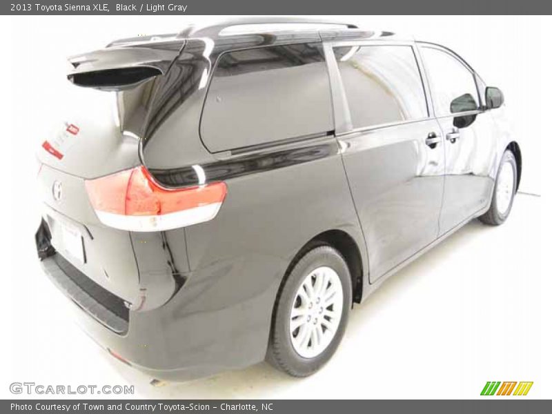 Black / Light Gray 2013 Toyota Sienna XLE