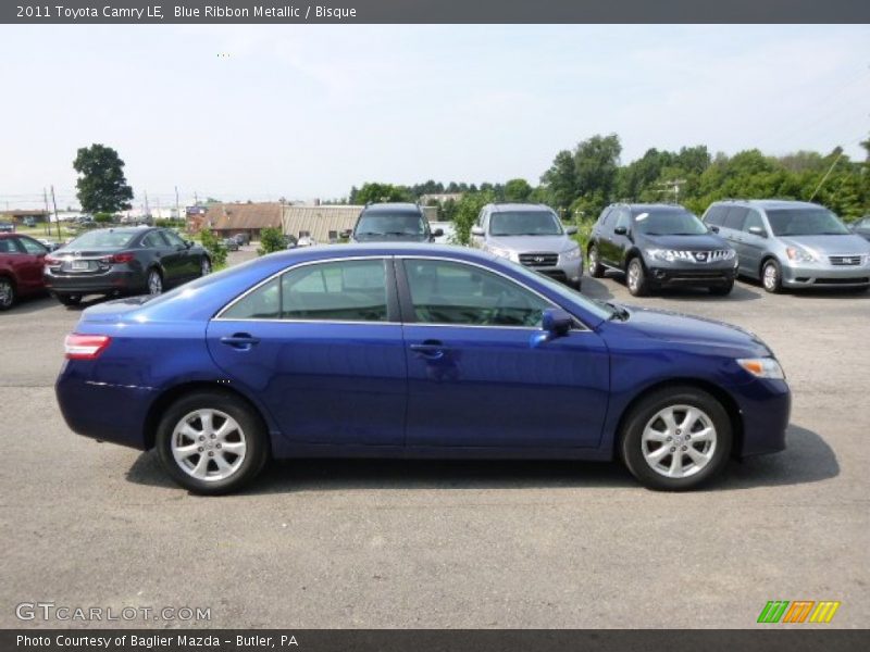 Blue Ribbon Metallic / Bisque 2011 Toyota Camry LE
