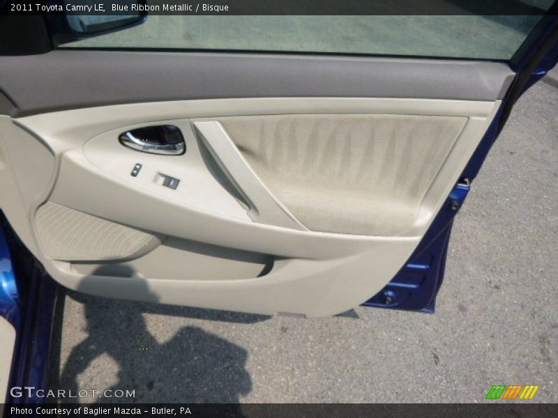 Blue Ribbon Metallic / Bisque 2011 Toyota Camry LE