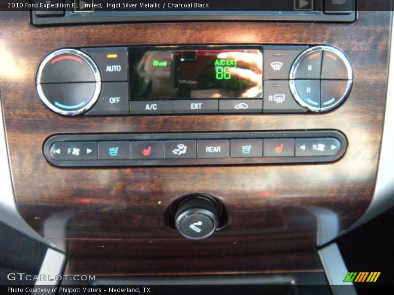 Ingot Silver Metallic / Charcoal Black 2010 Ford Expedition EL Limited