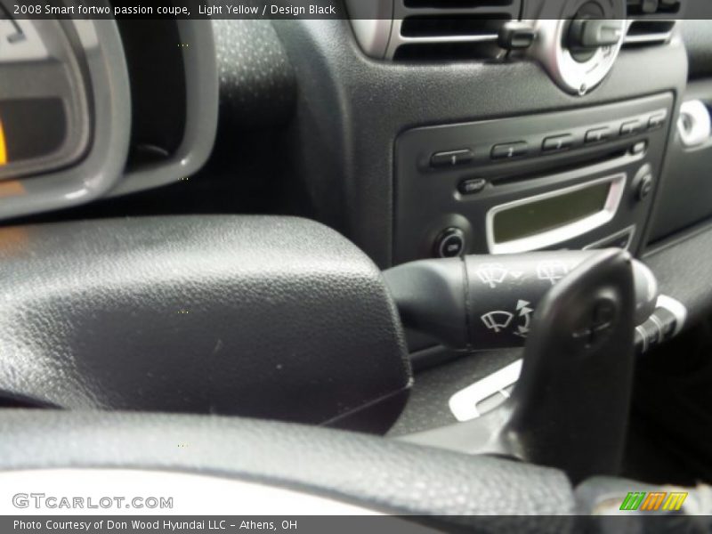 Light Yellow / Design Black 2008 Smart fortwo passion coupe