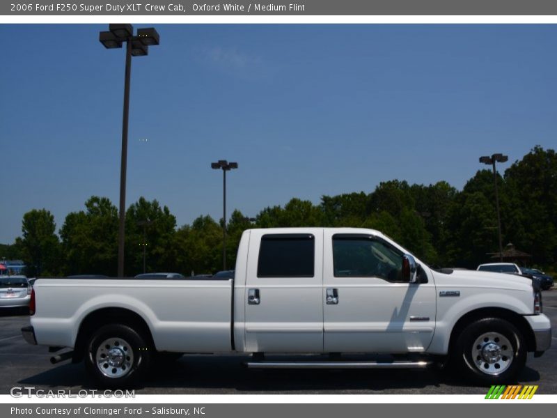 Oxford White / Medium Flint 2006 Ford F250 Super Duty XLT Crew Cab