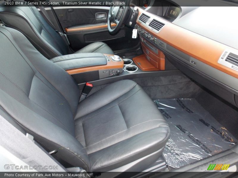 Titanium Silver Metallic / Black/Black 2003 BMW 7 Series 745i Sedan