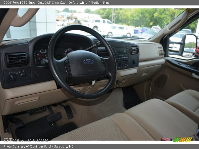 Oxford White / Medium Flint 2006 Ford F250 Super Duty XLT Crew Cab