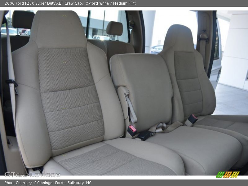 Oxford White / Medium Flint 2006 Ford F250 Super Duty XLT Crew Cab