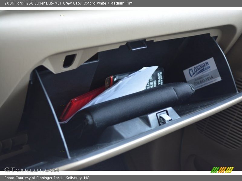 Oxford White / Medium Flint 2006 Ford F250 Super Duty XLT Crew Cab