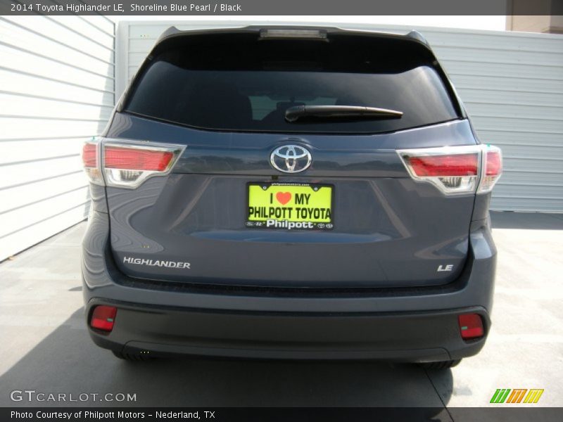 Shoreline Blue Pearl / Black 2014 Toyota Highlander LE