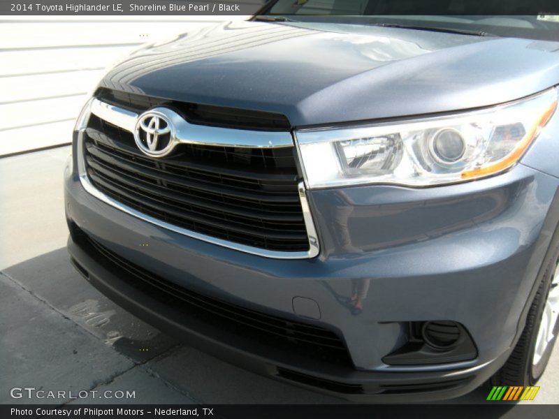 Shoreline Blue Pearl / Black 2014 Toyota Highlander LE