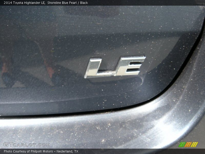 Shoreline Blue Pearl / Black 2014 Toyota Highlander LE