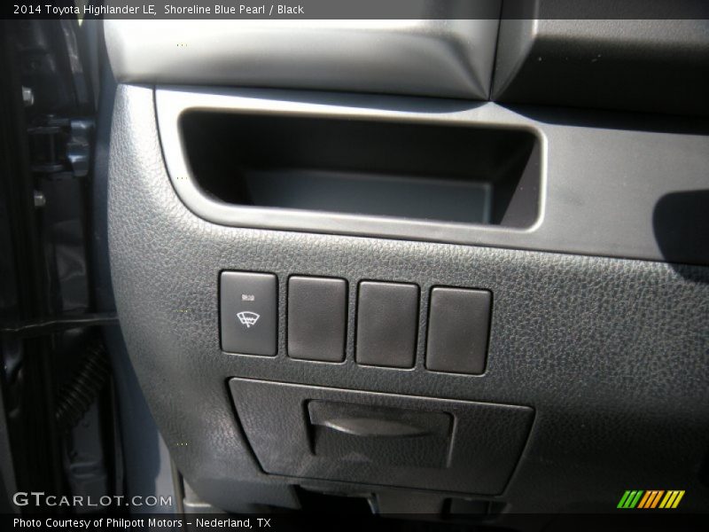 Shoreline Blue Pearl / Black 2014 Toyota Highlander LE