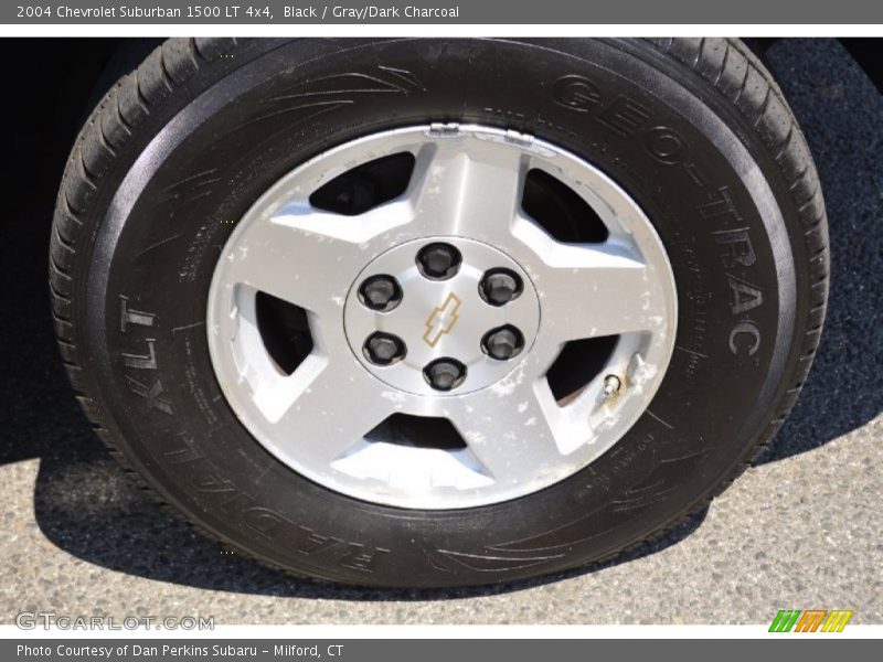 Black / Gray/Dark Charcoal 2004 Chevrolet Suburban 1500 LT 4x4