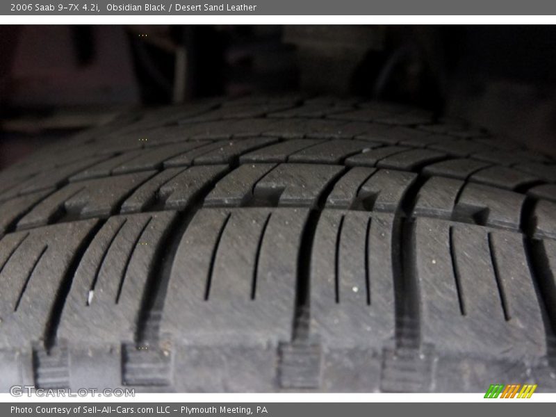 Obsidian Black / Desert Sand Leather 2006 Saab 9-7X 4.2i