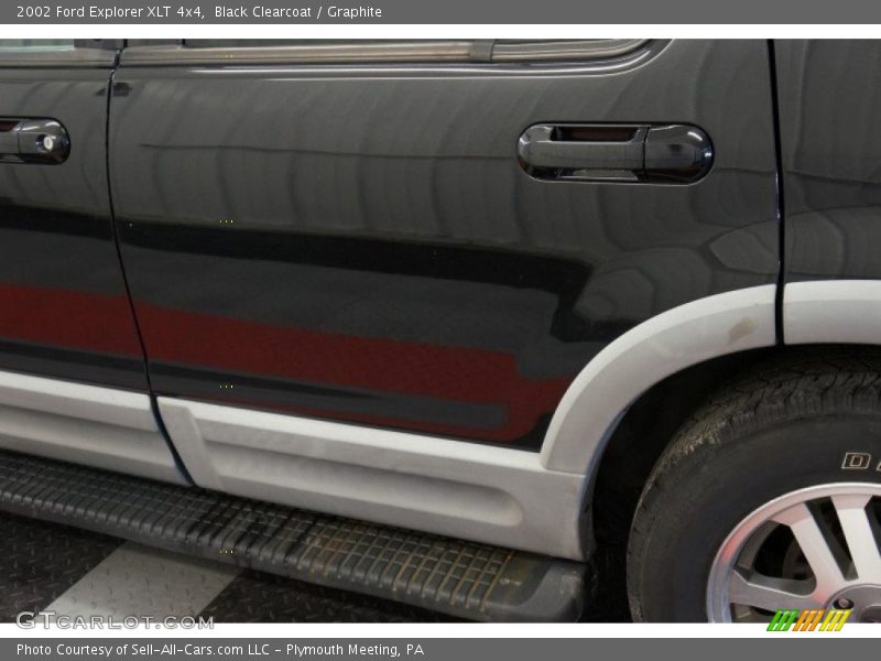 Black Clearcoat / Graphite 2002 Ford Explorer XLT 4x4