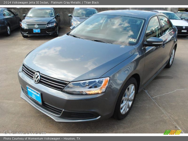 Platinum Gray Metallic / Titan Black 2014 Volkswagen Jetta SE Sedan