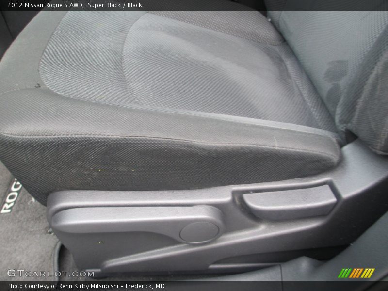 Super Black / Black 2012 Nissan Rogue S AWD