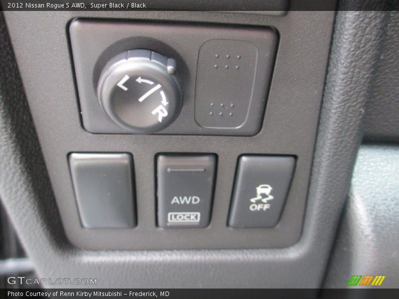 Super Black / Black 2012 Nissan Rogue S AWD