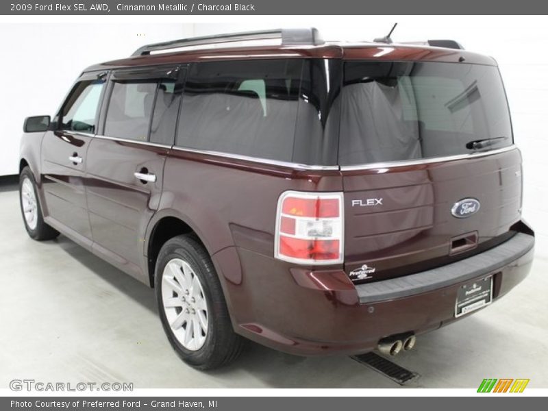 Cinnamon Metallic / Charcoal Black 2009 Ford Flex SEL AWD