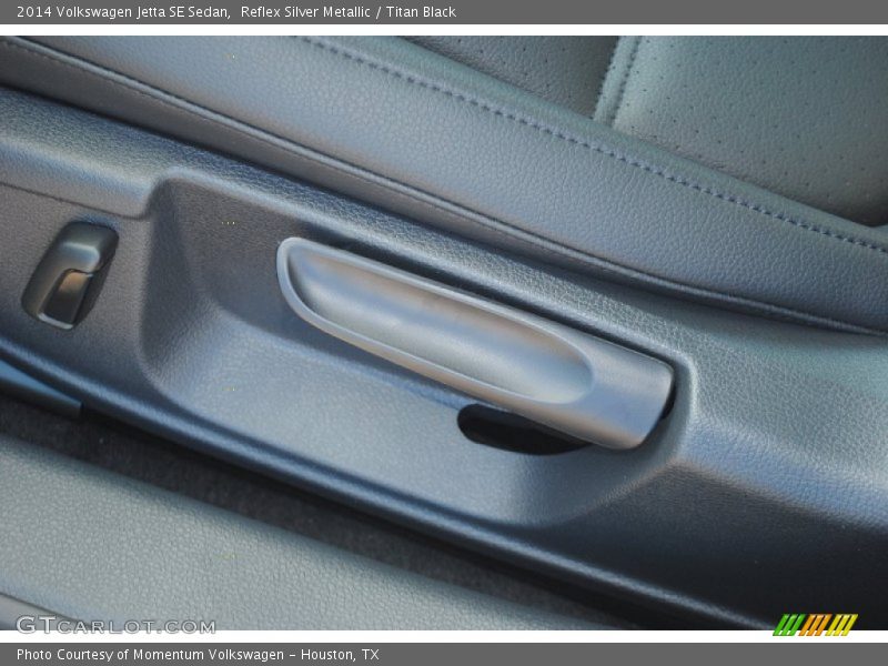 Reflex Silver Metallic / Titan Black 2014 Volkswagen Jetta SE Sedan