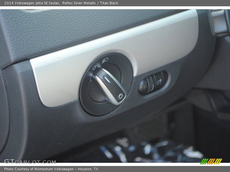 Reflex Silver Metallic / Titan Black 2014 Volkswagen Jetta SE Sedan