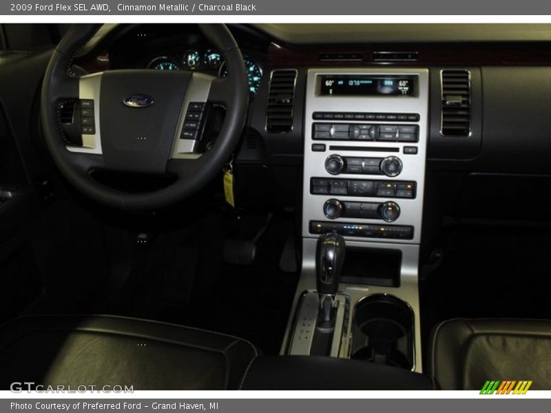 Cinnamon Metallic / Charcoal Black 2009 Ford Flex SEL AWD