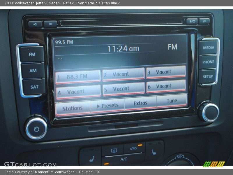 Reflex Silver Metallic / Titan Black 2014 Volkswagen Jetta SE Sedan