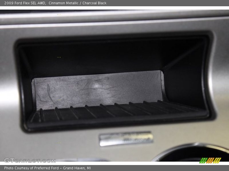 Cinnamon Metallic / Charcoal Black 2009 Ford Flex SEL AWD