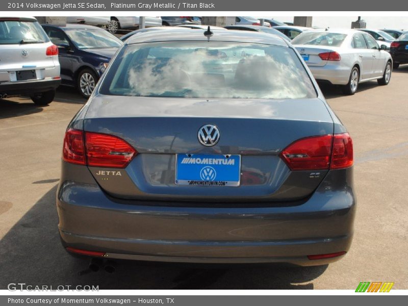 Platinum Gray Metallic / Titan Black 2014 Volkswagen Jetta SE Sedan