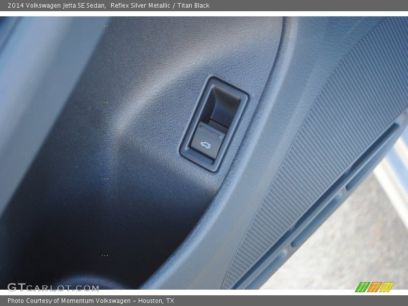 Reflex Silver Metallic / Titan Black 2014 Volkswagen Jetta SE Sedan