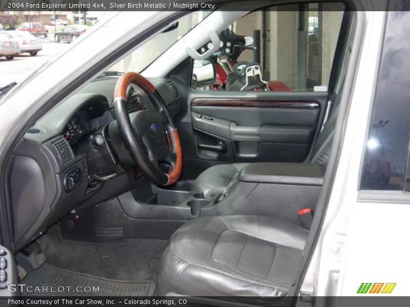 Silver Birch Metallic / Midnight Grey 2004 Ford Explorer Limited 4x4