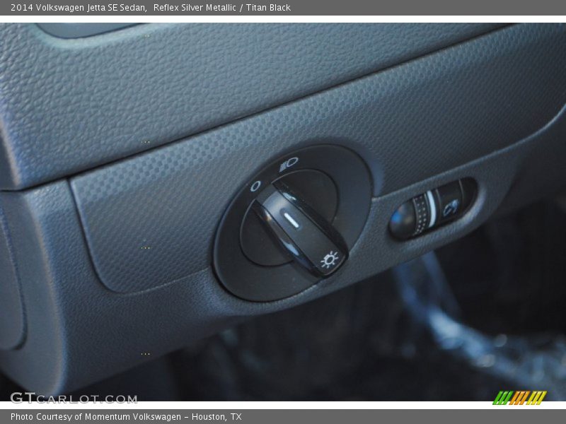 Reflex Silver Metallic / Titan Black 2014 Volkswagen Jetta SE Sedan
