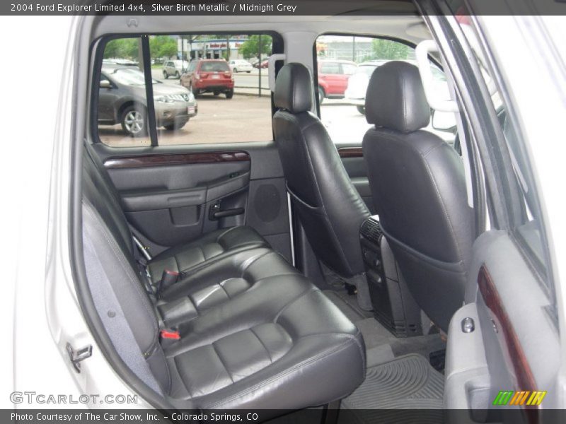 Silver Birch Metallic / Midnight Grey 2004 Ford Explorer Limited 4x4