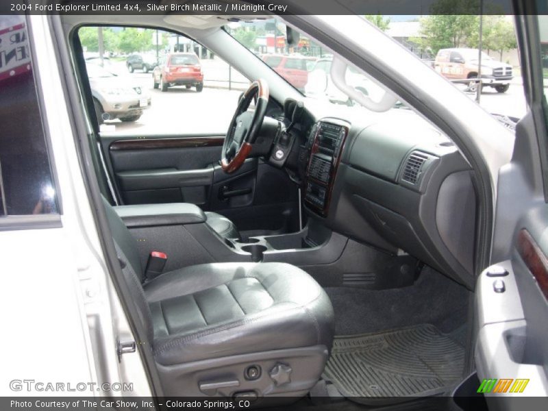 Silver Birch Metallic / Midnight Grey 2004 Ford Explorer Limited 4x4