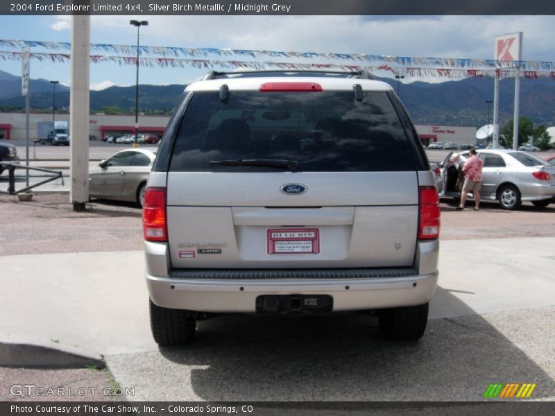 Silver Birch Metallic / Midnight Grey 2004 Ford Explorer Limited 4x4