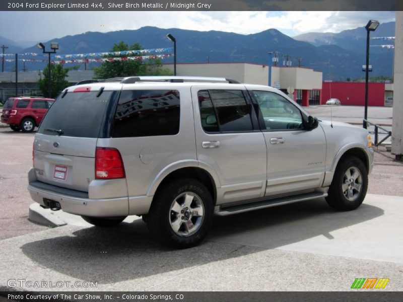 Silver Birch Metallic / Midnight Grey 2004 Ford Explorer Limited 4x4