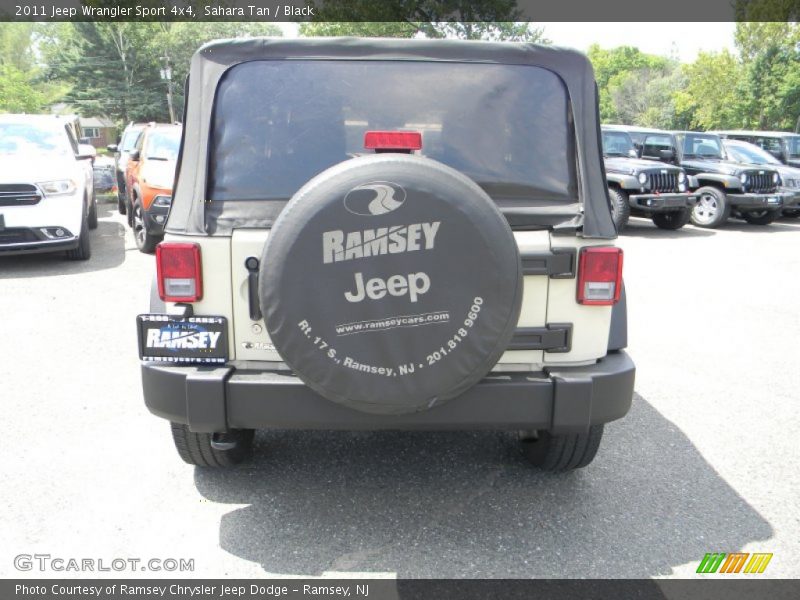 Sahara Tan / Black 2011 Jeep Wrangler Sport 4x4