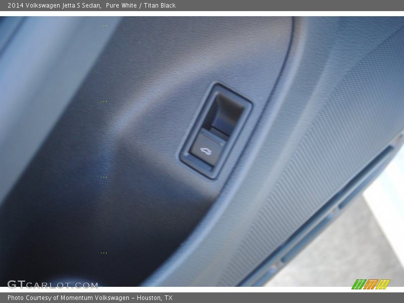 Pure White / Titan Black 2014 Volkswagen Jetta S Sedan