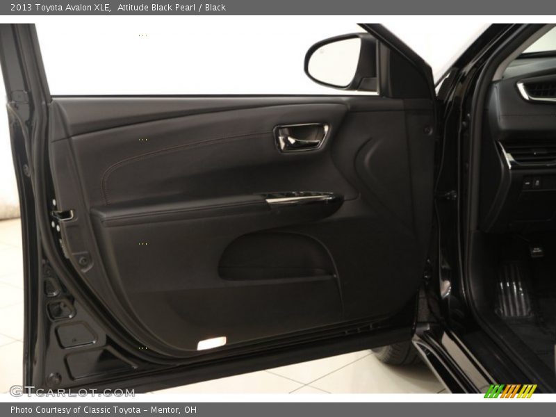 Attitude Black Pearl / Black 2013 Toyota Avalon XLE