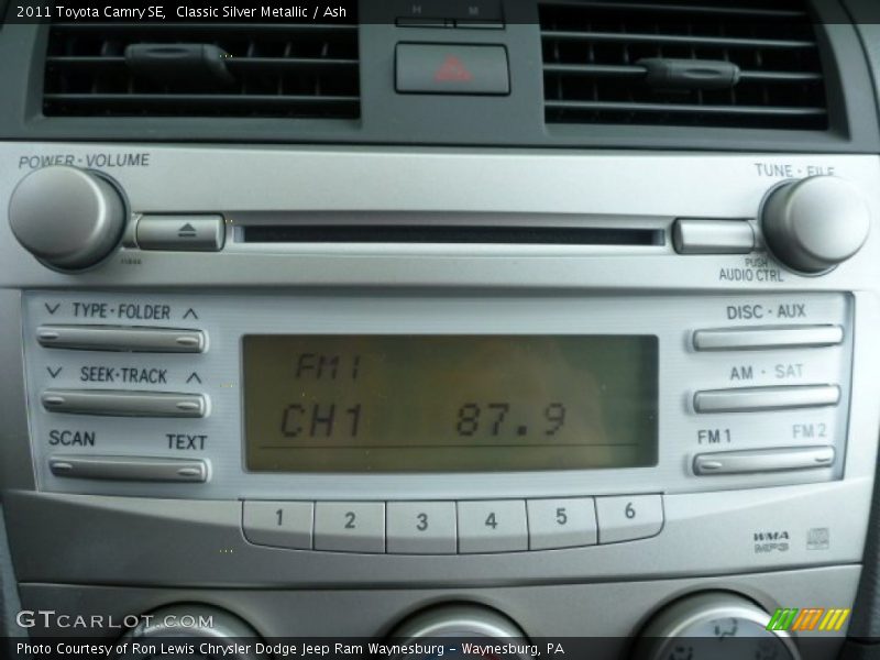 Classic Silver Metallic / Ash 2011 Toyota Camry SE