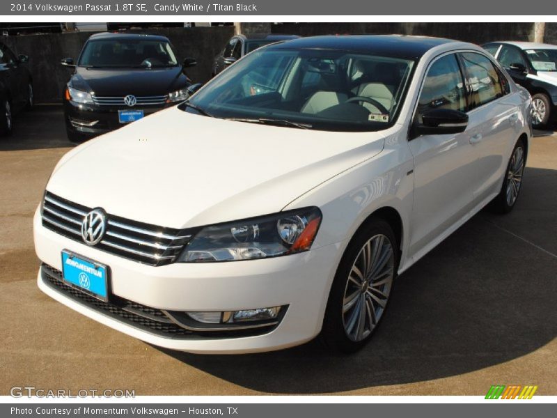 Candy White / Titan Black 2014 Volkswagen Passat 1.8T SE