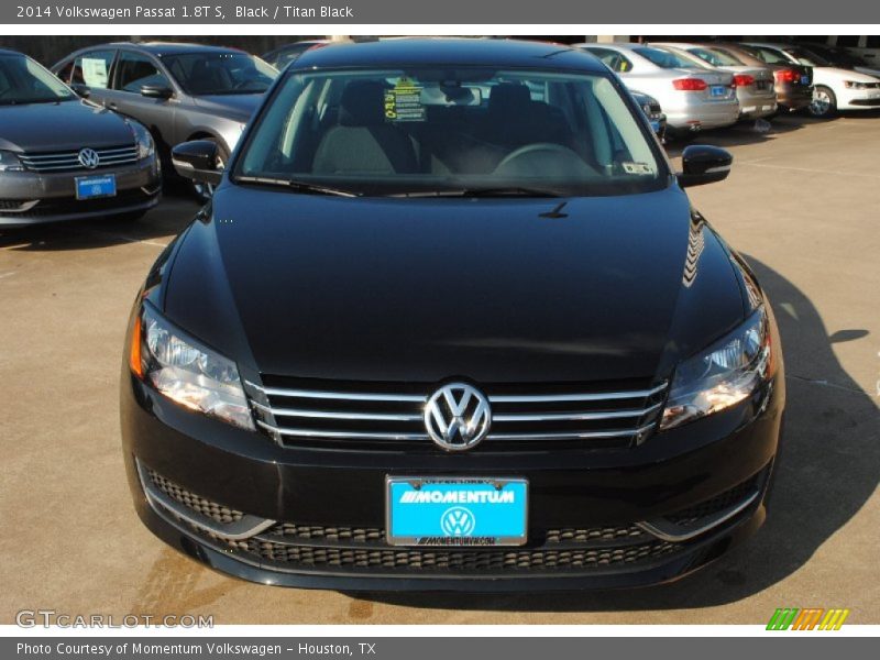 Black / Titan Black 2014 Volkswagen Passat 1.8T S