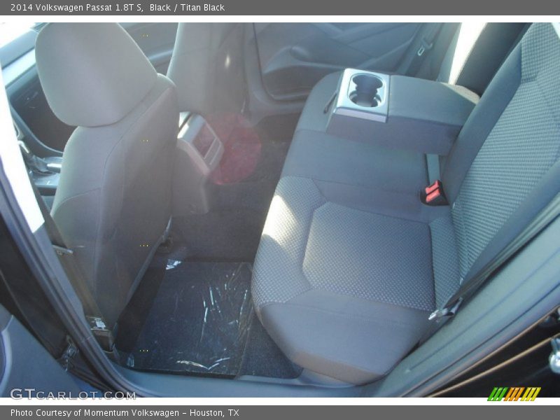 Black / Titan Black 2014 Volkswagen Passat 1.8T S
