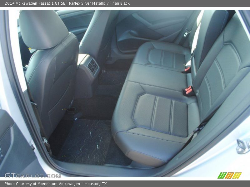 Reflex Silver Metallic / Titan Black 2014 Volkswagen Passat 1.8T SE