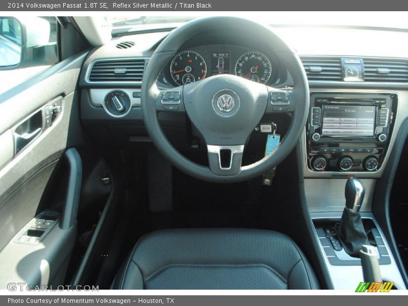 Reflex Silver Metallic / Titan Black 2014 Volkswagen Passat 1.8T SE