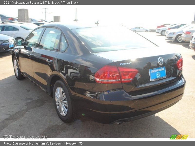 Black / Titan Black 2014 Volkswagen Passat 1.8T S