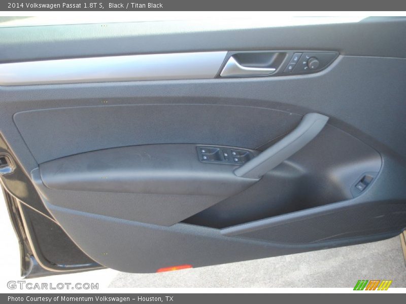 Black / Titan Black 2014 Volkswagen Passat 1.8T S