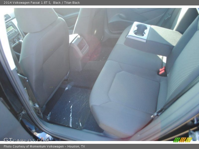 Black / Titan Black 2014 Volkswagen Passat 1.8T S